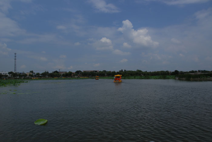 ˮ��һɫ���̲�ʎ����С���x��߅Խ��Խ�h(yu��n)��